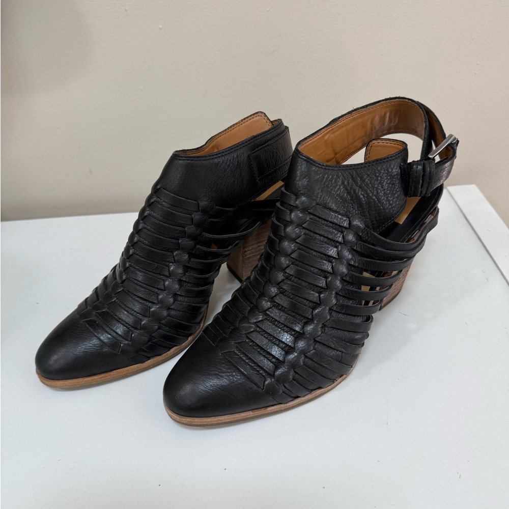 Dolce Vita Black and Brown Ankle Boots with Chunky Heel